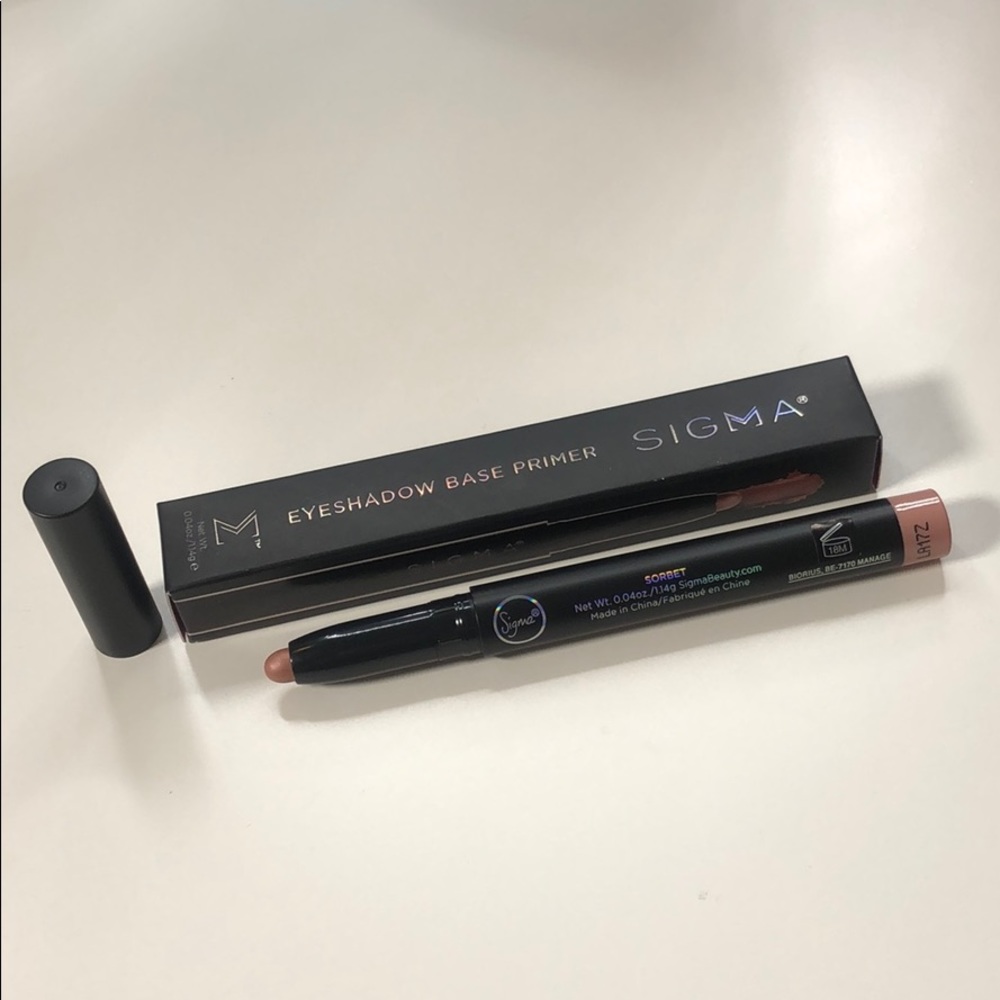 Eyeshadow base primer Sigma
